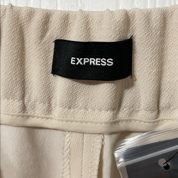 Express NWT Wide Leg Trouser High Rise Cream Pants Size 2 - Picture 6 of 16